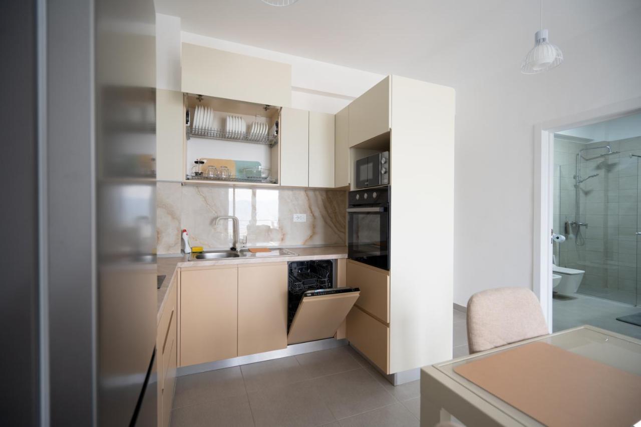 Apartment In The Village With A Sea View Vlore Exterior photo